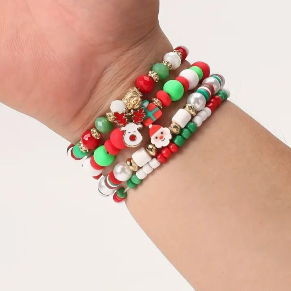 Raindeer Christmas-Themed Soft Clay Charm Bracelet, 4 pack